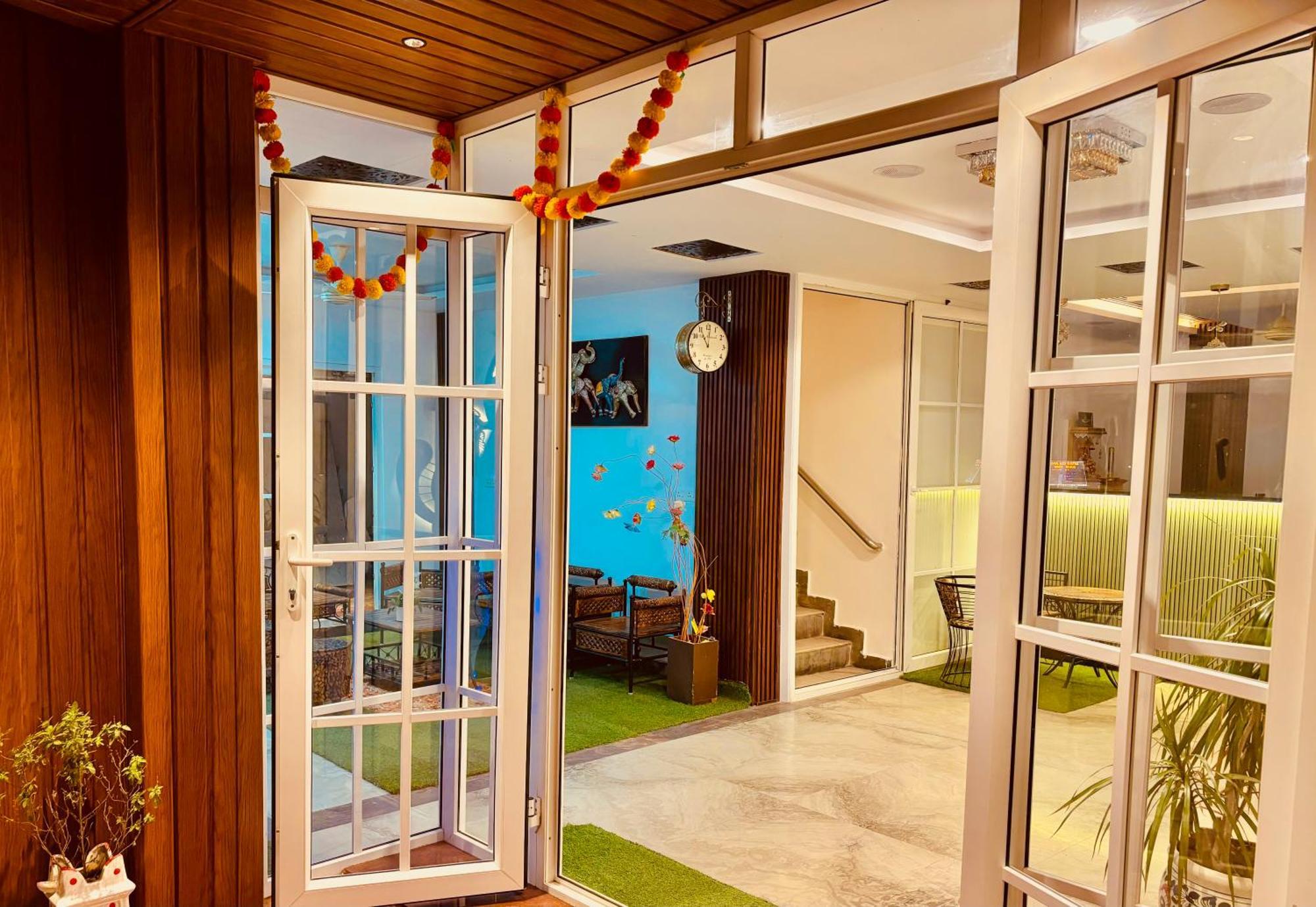 Silver Key Suites Nagpur Exterior foto